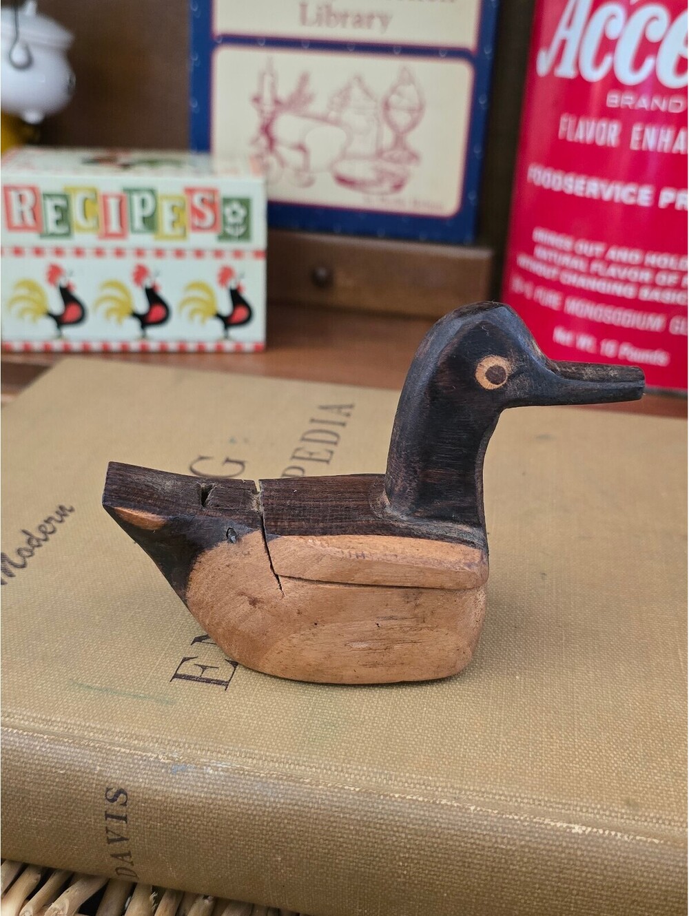 Wooden Duck Trinket holder
